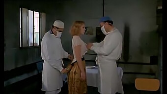 Verführerische Begegnung Von Brigitte Lahaie In Einem Late-Night-Szenario (1980)