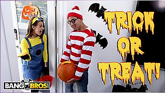 Rencontre Fétichiste Des Pieds D'Evelin Stone Avec Bruno Dans Le Spécial Halloween De Bangbros