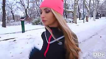 Alyssia Kent Szenvedélyes Orális Szexe Cum-Mal A Szájában