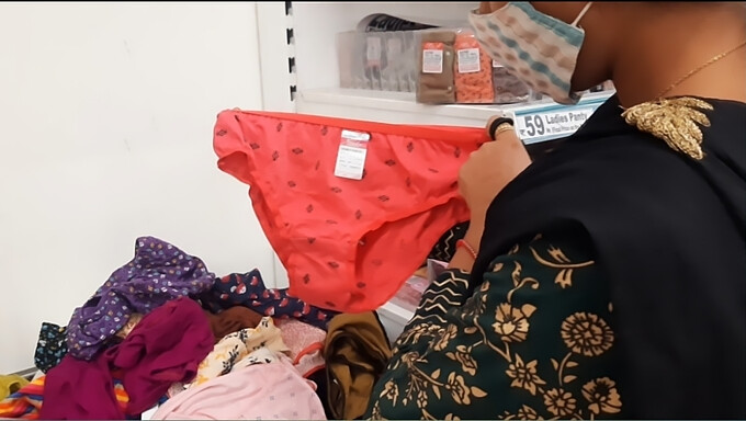 La Studentessa Indiana Meri Gode Di Sesso Anale Ruvido In Stile Dog Nel Centro Commerciale