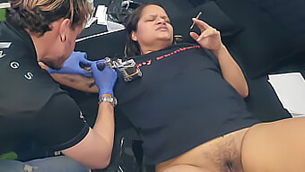 Esposa Troca Sexo Por Serviços De Tatuagem De Artista Alemão