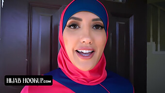 Remaja Arab Yang Menggoda Menukar Seks Oral Untuk Disewa