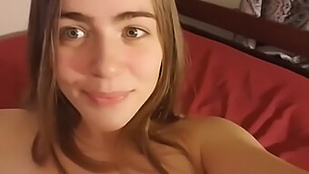 A Adolescente Peluda Awesomekate Adora Sexo Bruto