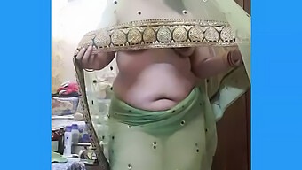 Indian Auntie Flaunts Her Curves In A Saree For Her Spouse